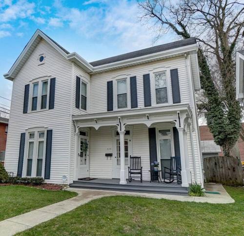 Lebanon House | General Mitchel Historic Home in Downtown Lebanon