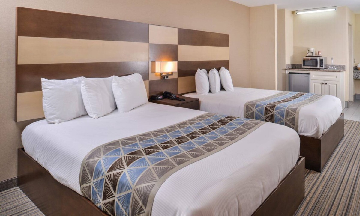 San Carlos Hotel | Good Living Inn