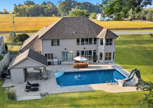 Celina House | Grand Lake Getaway with Pool, Boat Dock - Sleeps 22