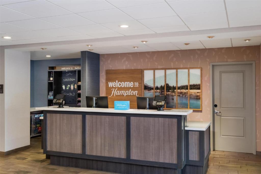 Turlock Hotel | Hampton Inn by Hilton Turlock