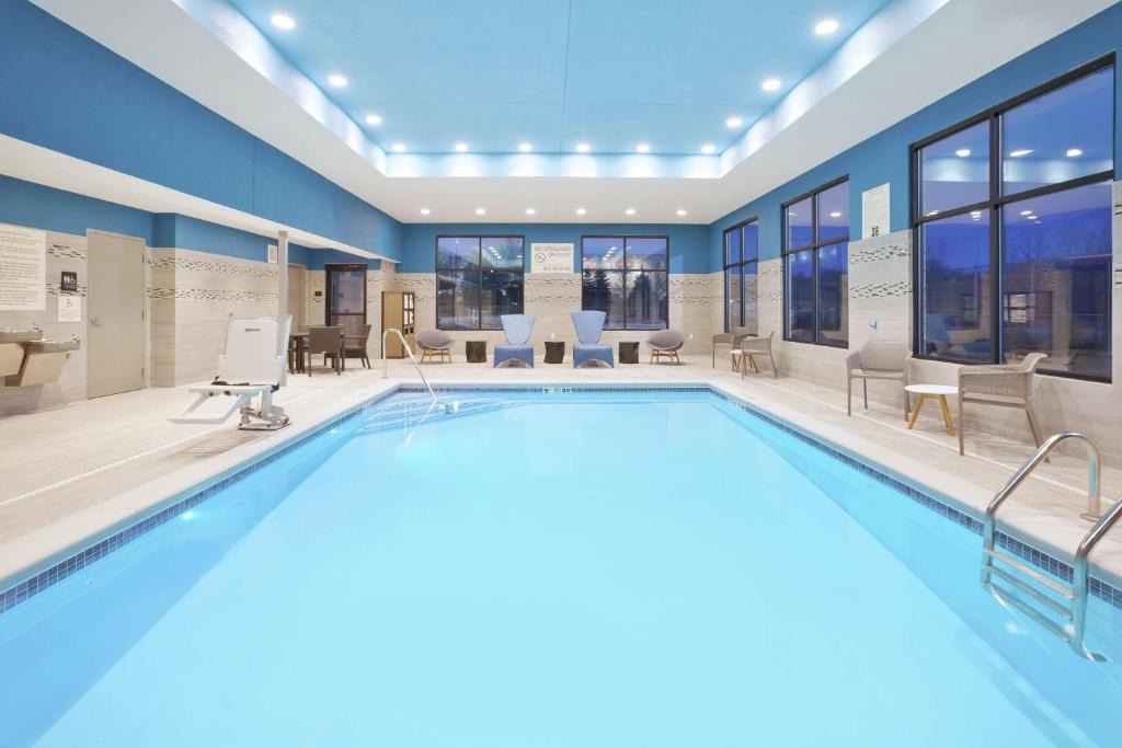 Grandville Hotel | Hampton Inn & Suites Grandville Grand Rapids South