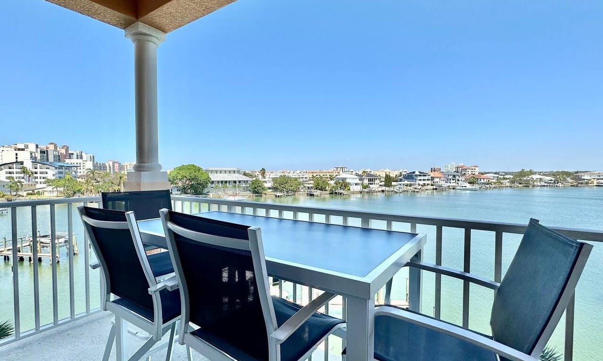 Clearwater Beach Condo | Harborview Grande 406 - Beautiful Waterfront View - BOAT SLIP!