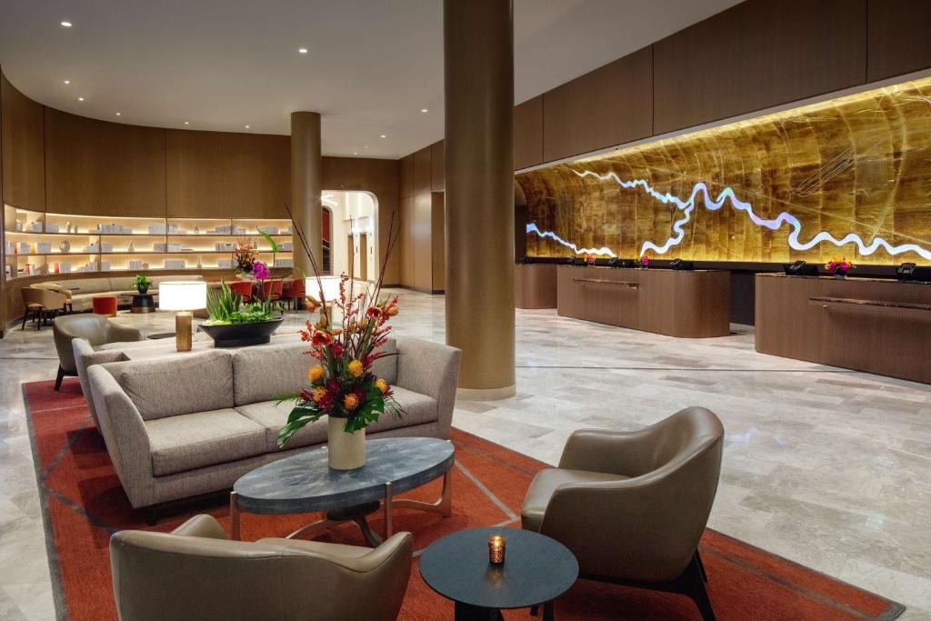 Arena District Hotel | Hilton Columbus Downtown