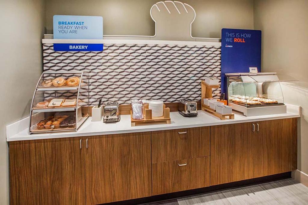 Mountain View Hotel | Holiday Inn Express Mountain View South Palo Alto by IHG