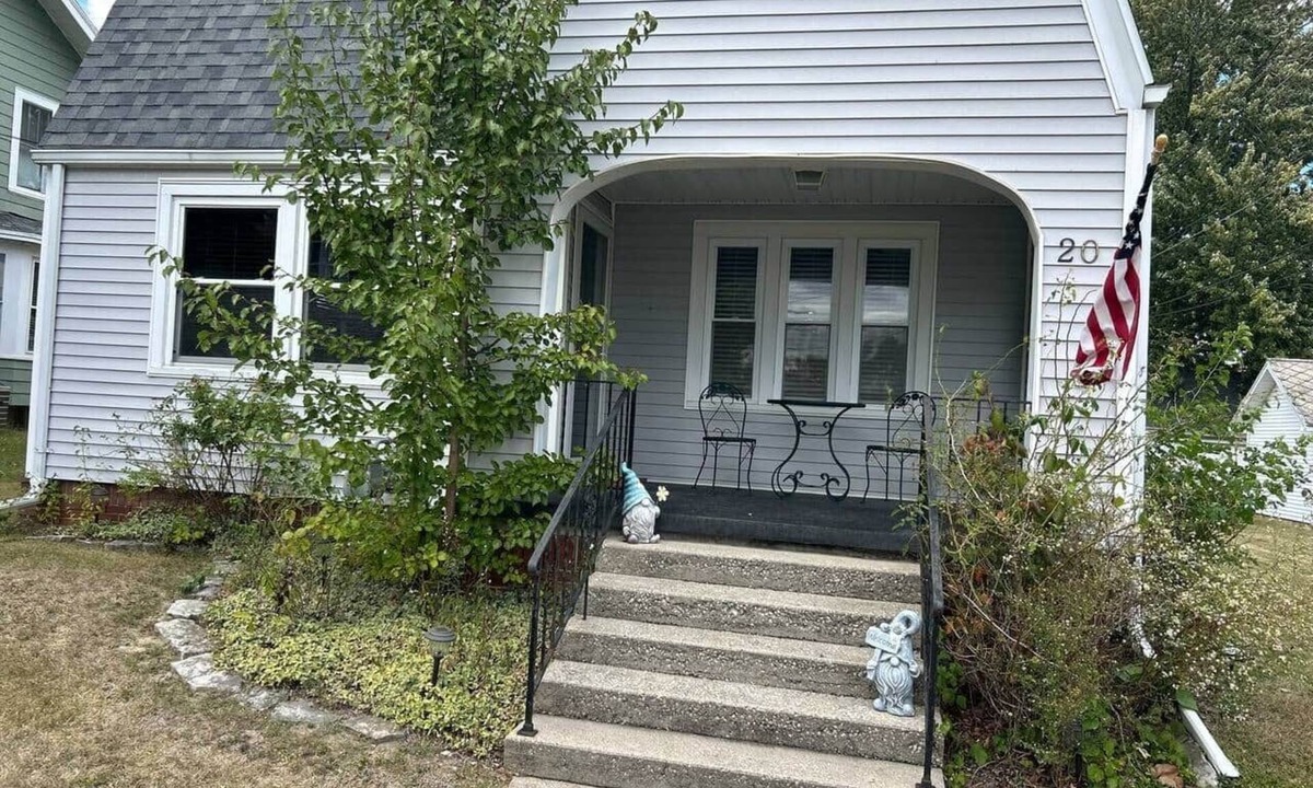 Vermilion House | Home for campus or wedding visits. Less 1 mie to City Ctr