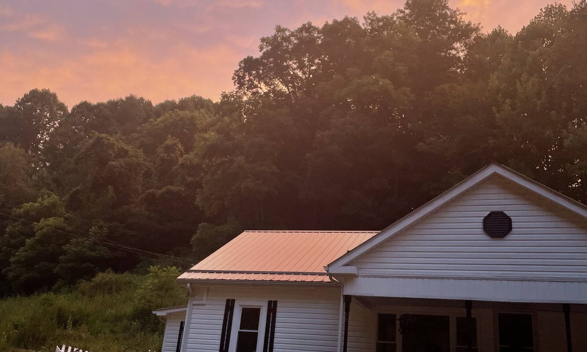 Bakersville Cottage | Honeysuckle Holler - Peaceful Creekside Getaway - Fenced Yard & More