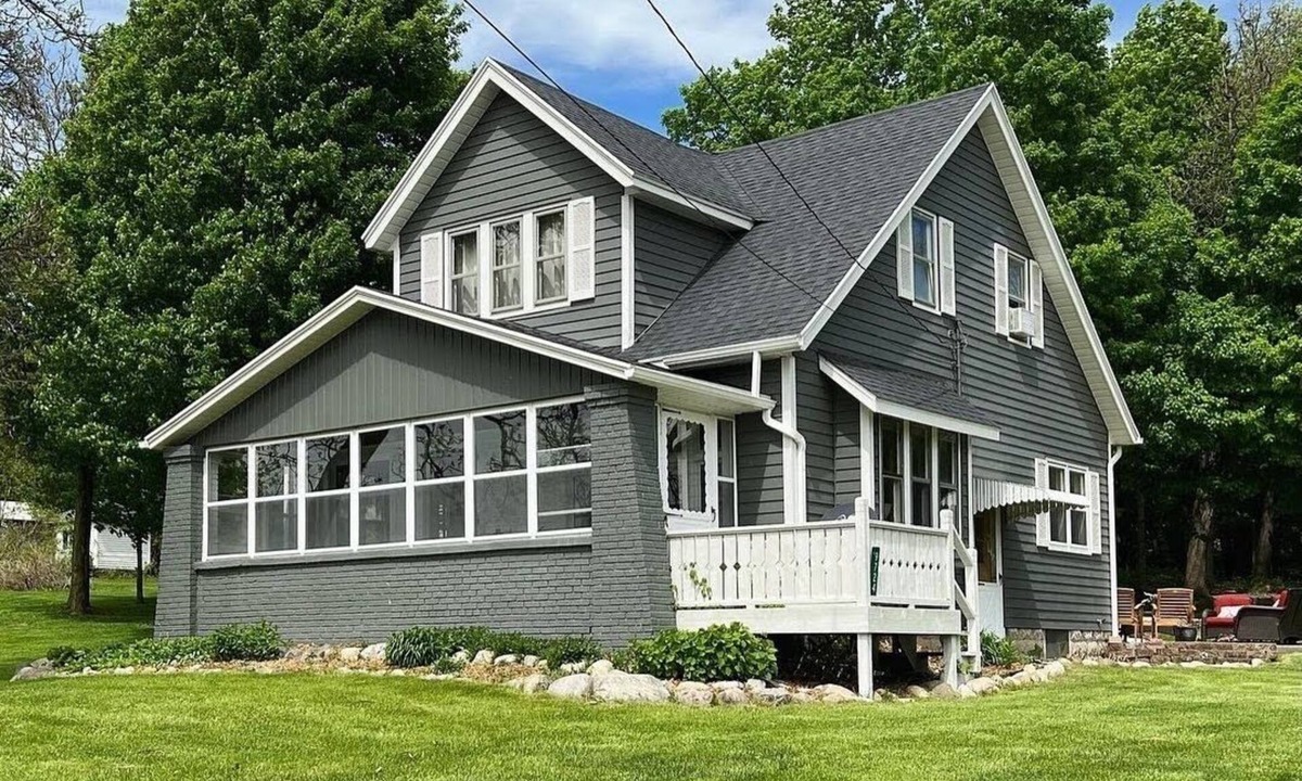 Byron Center Other | House 7 beds, 2 baths Farms Stay at a Pygmy Goat Farm in Byron Center, Michigan