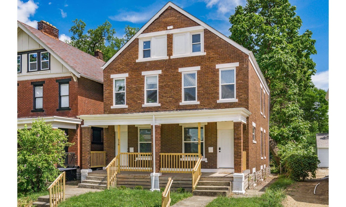 Near East Columbus House | Housepitality- The Champions Townhouse-5 min to DT