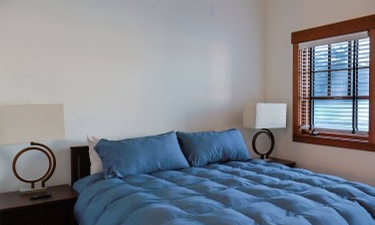 Whittier Hotel | Inn at Whittier