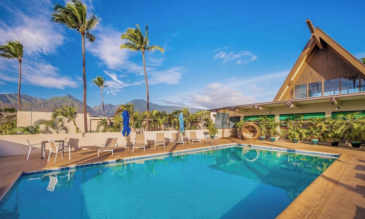 Kahului Hotel | Kahului Beach Getaway | Spacious and Peaceful Resort | Pet-friendly