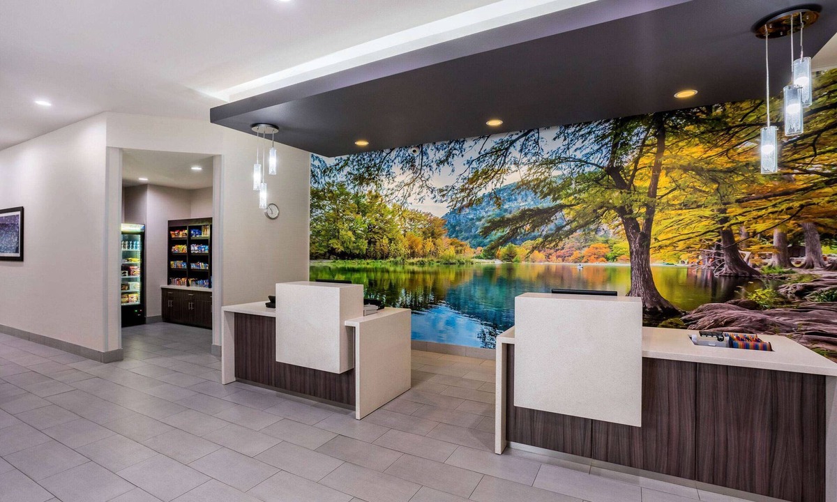 Cypress Hotel | La Quinta Inn & Suites by Wyndham Houston Cypress