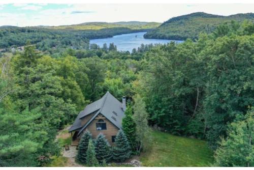 Bryant Pond House | Lake View House with Hot Tub, Sauna and Game Loft