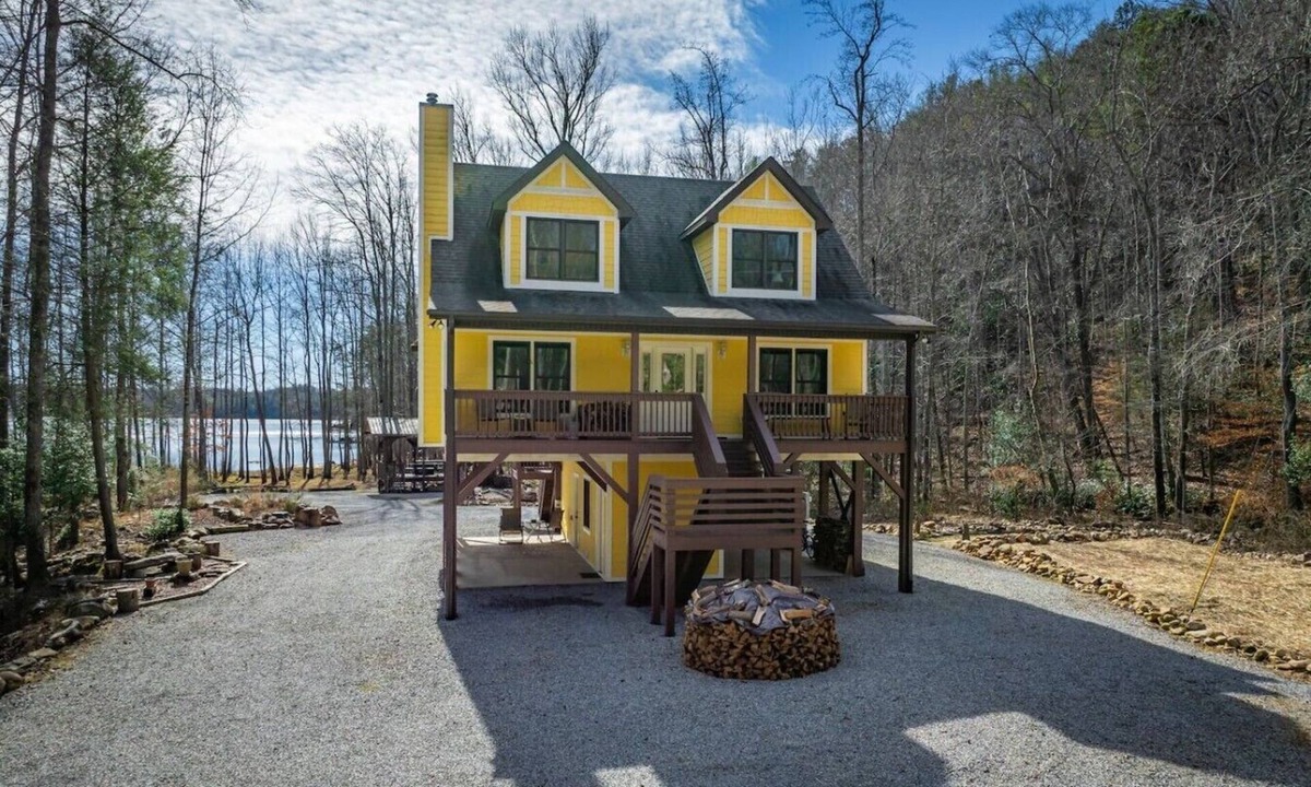 Nebo House | Lakefront, private cove w/creek