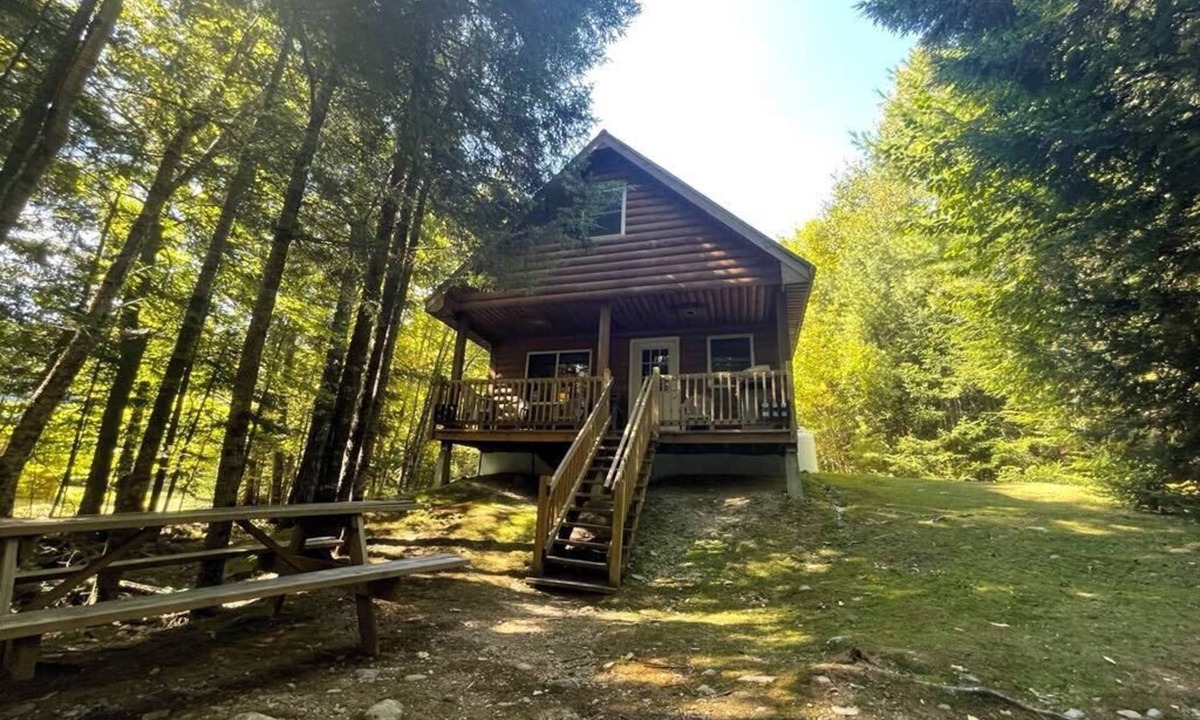 Whitney Cabin | Lakeside Glamping Cabins for the Whole Family/Pets Too!