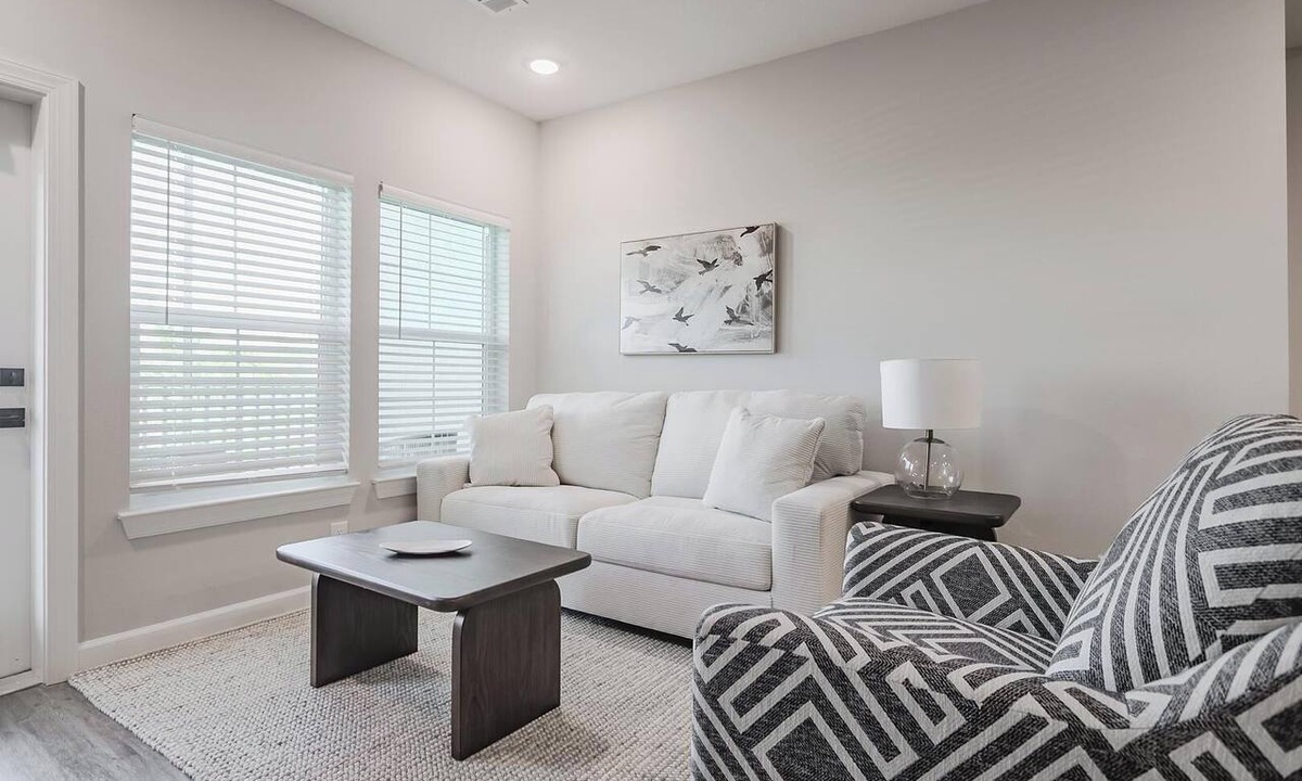 Fort Myers Apartment | Landing | Chic 2BD, Pool