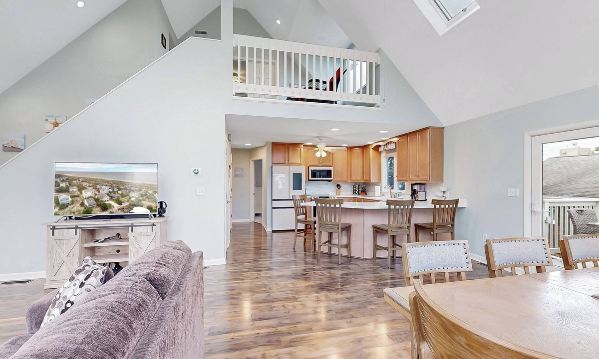 Broadkill Beach House | LEYA`S SECRET TREASURE - 3 BD, 2.5 BA - Sleeps 10 - Steps from the beach! *Dog-Friendly*