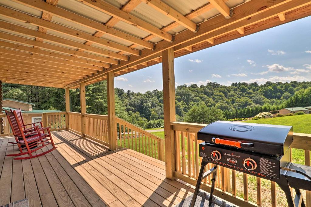Sparta House | Little River Access! Outdoorsy Getaway in Sparta