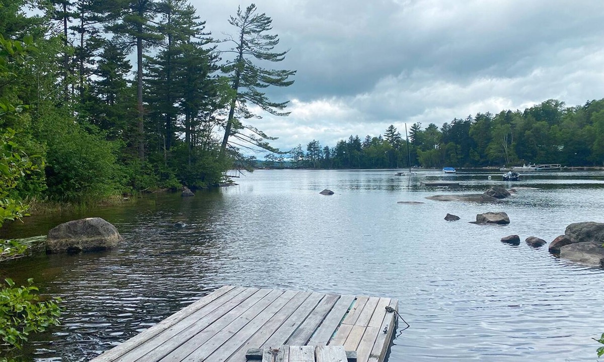Rangeley Plantation House | Loon Landing - Rustic cabin on Mooselookmeguntic Lake. Very Private!