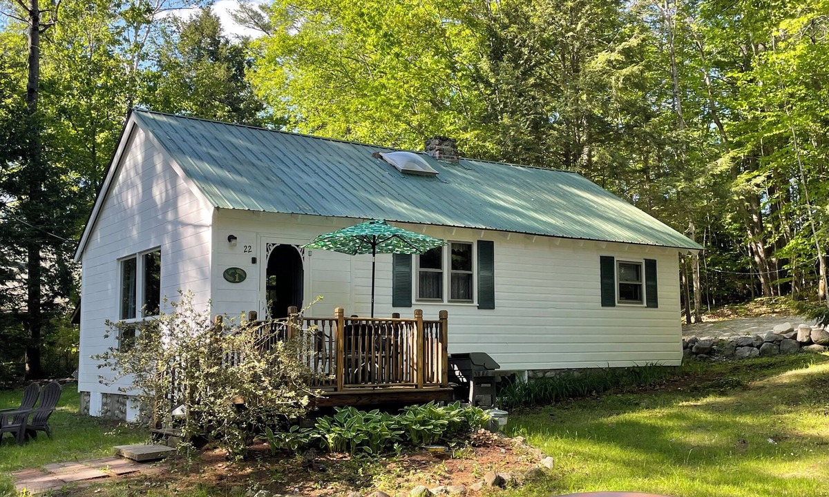 Oxford Cabin | Lovely, Lake Front 2-Bedroom Cabin with Porch and private Dock on Saturday Pond