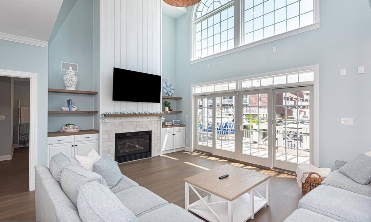Heron Harbour Isle House | Luxurious 6 Bedroom Home in OCMD by Seaside Vacations & Sales