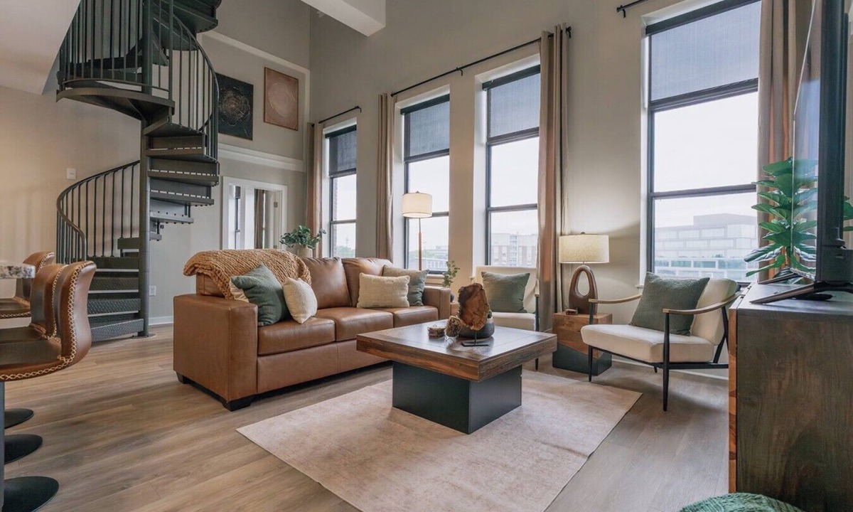 Rolling Mill Hill Condo | Luxurious Downtown Penthouse-2 bed 3 bath plus loft- City View 402