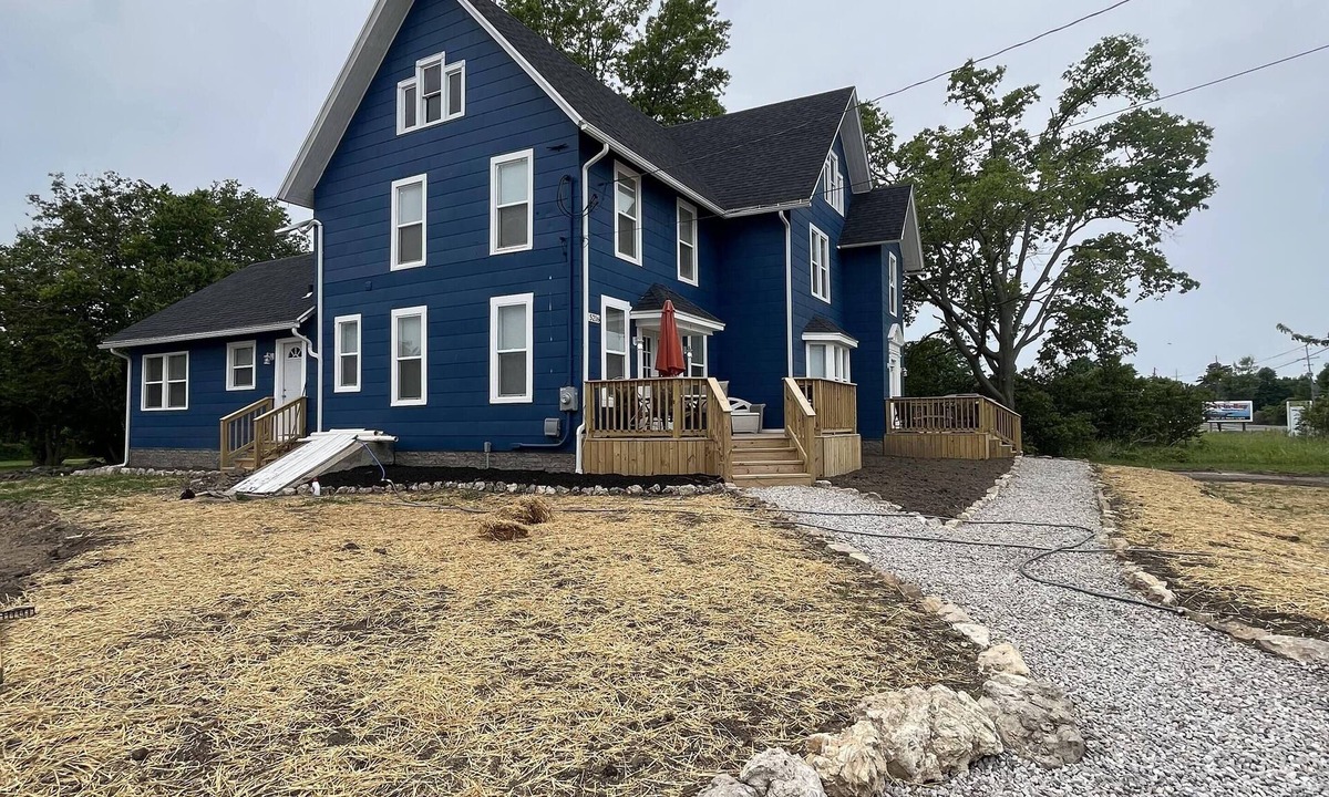 Gypsum Cabin | Make time for Lake Time! Close to all FERRIES, BEACHES, PARKS & CEDAR POINT!