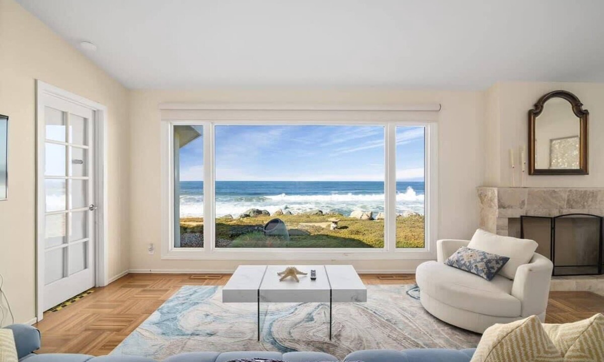 Sharp Park House | Marbella Lane - Oceanfront w unobstructed views!