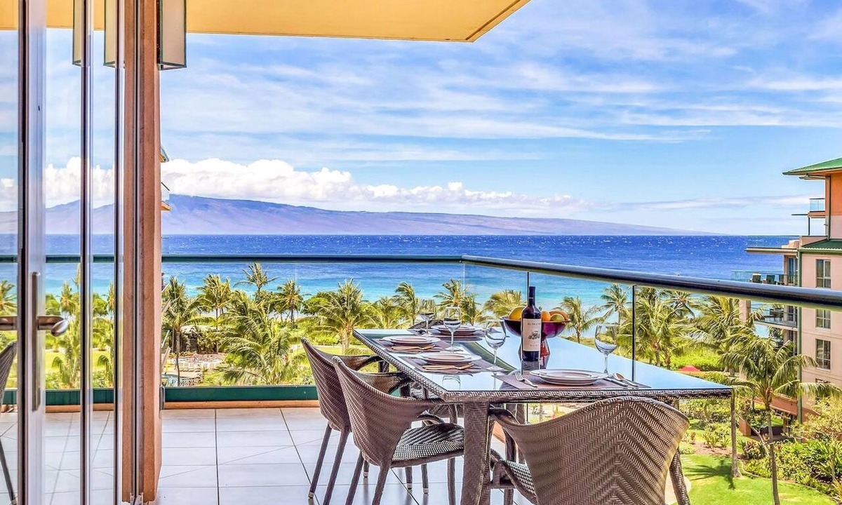 Honokowai Condo | Maui Resort Rentals: Honua Kai Konea 613 - Upgraded 6th Floor Ocean View 2BR w/Deluxe Corner Floor Plan