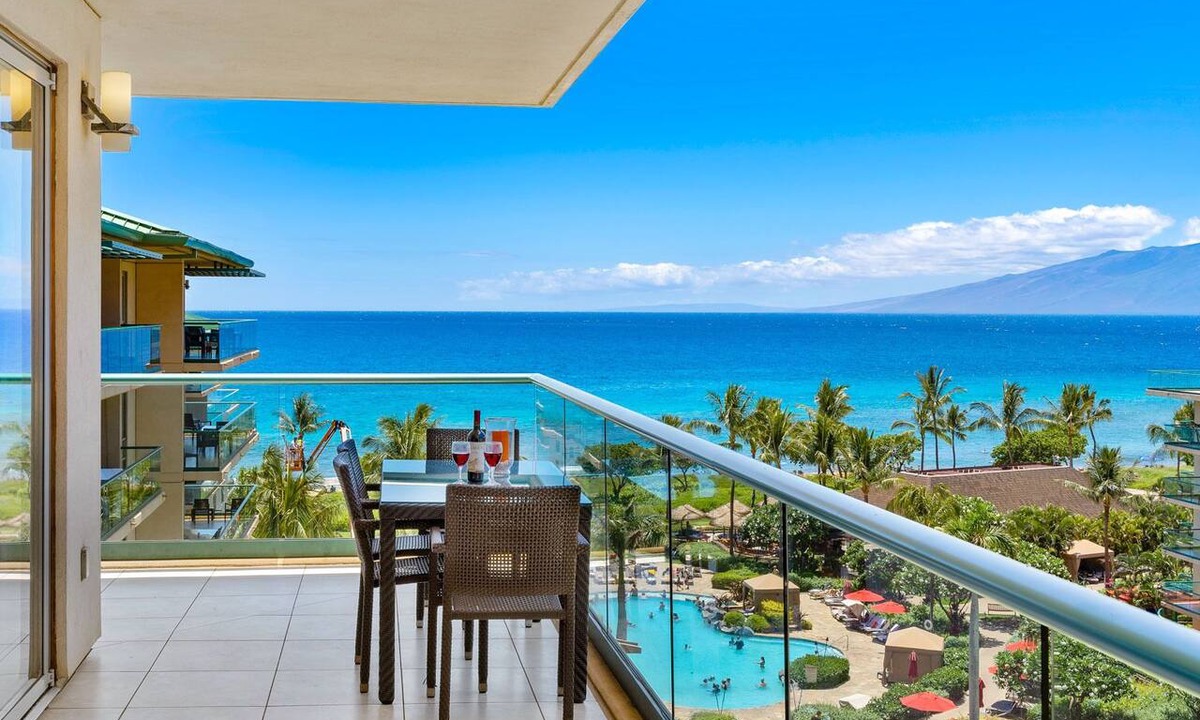 Kaanapali Condo | Maui Resort Rentals: Honua Kai Hokulani 715 - Stunning 7th Floor Ocean View 2BR w/Deluxe Corner Floor Plan!
