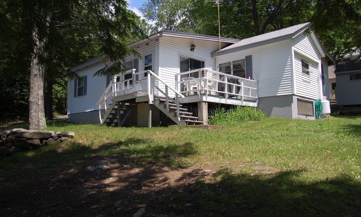 Sidney House | Messalonskee Lake Camp Escape; Family‑Friendly, Shared Waterfront, Sleeps 8