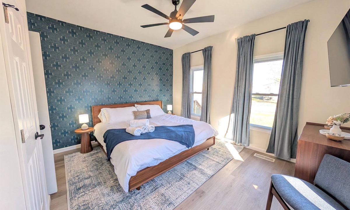 Norwalk House | Modern Norwalk Retreat | 2 King Suites + Sunroom