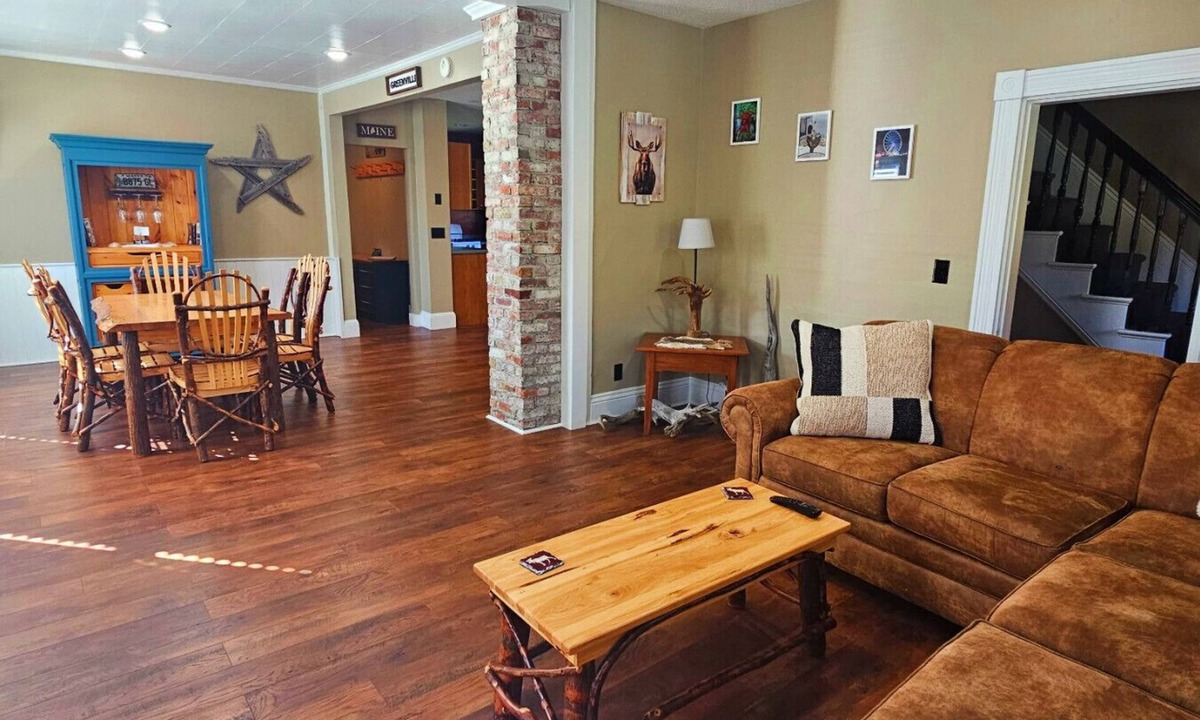 Greenville Junction House | Moosehead Lake Lodge* Direct ATV/Walking Distance to Red Cross Beach*Pet Friendly