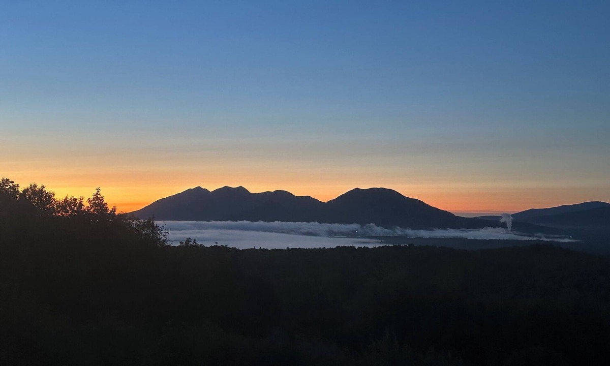 Franklin County House | Mountain Escape with Sauna and Breathtaking Views – 18 Mins to Sugarloaf