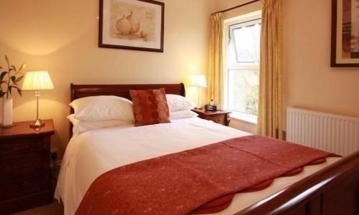 Harrogate House | Murray House