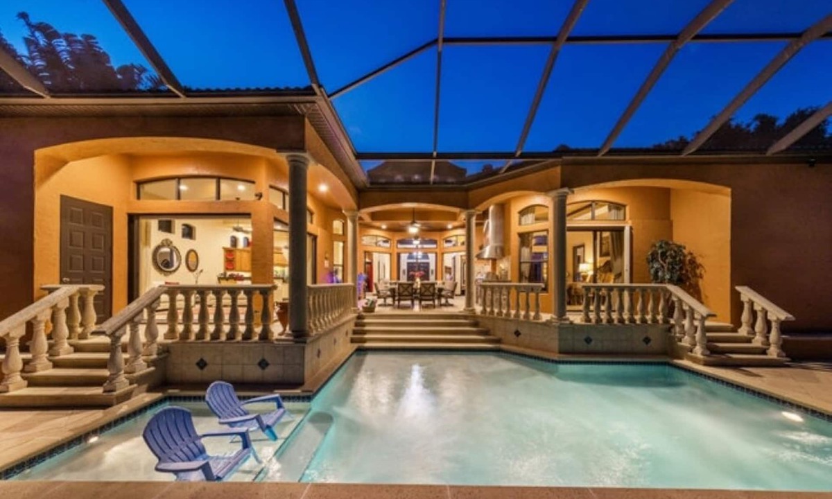 Eight Lakes House | New: Bellagio Estate: Luxury Villa, pool/hot tub!