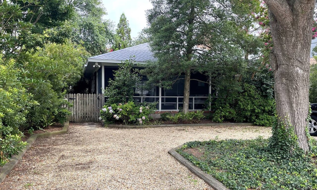 Rehoboth by the Sea House | NEW LISTING! Rehoboth by the Sea - Ocean Block - 19 Cullen St
