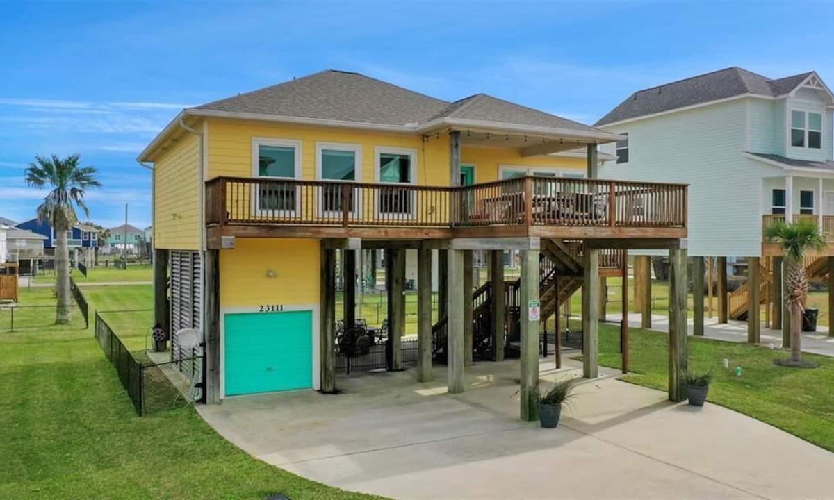Terramar Beach House | New rental-Casa Beacha