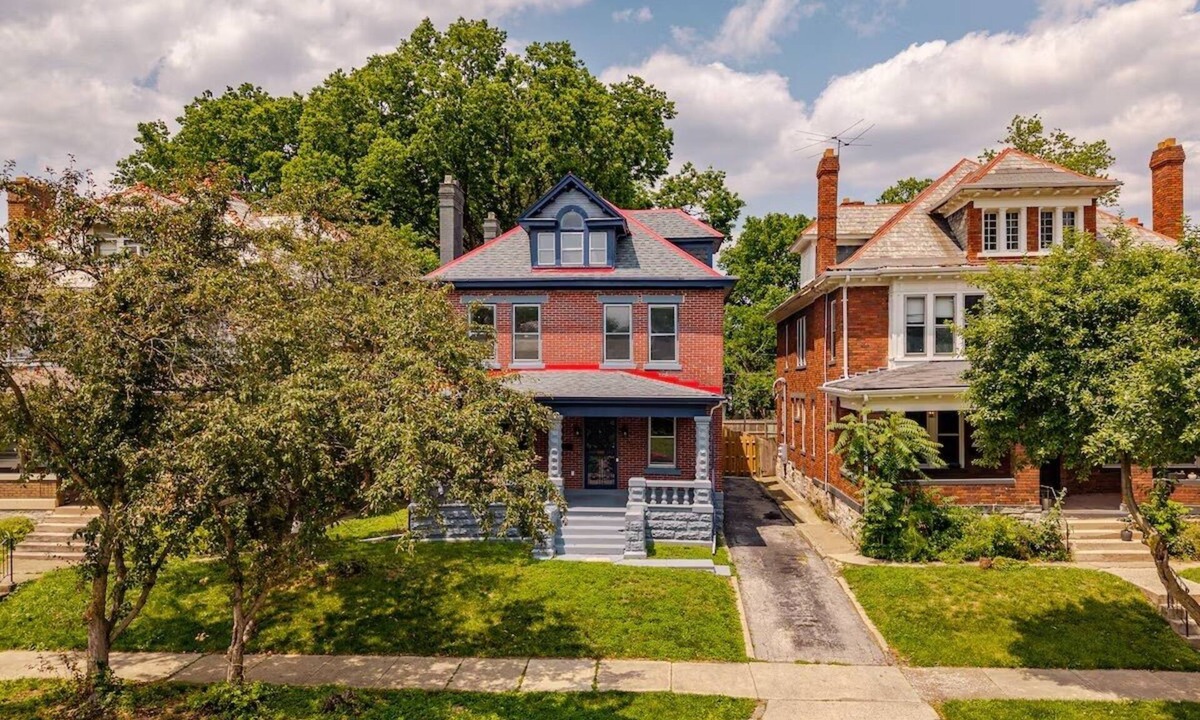 Franklin Park House | Newly Renovated Historic Gem - Central Location to Downtown, Spacious for Family