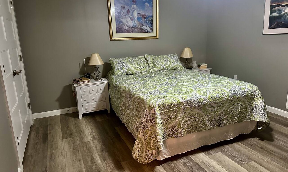 Perry Apartment | Ocean front Beautiful 1-bedroom apartment in Perry. Long term rental 6-1 yr