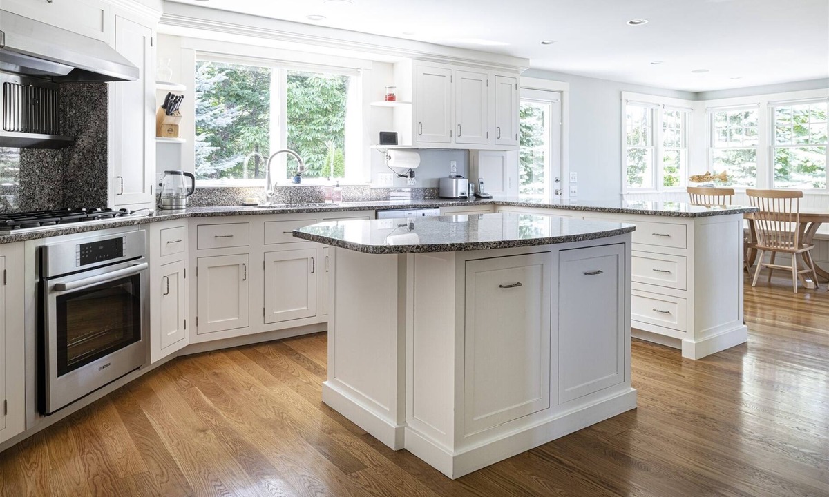 Pond Cove House | Ocean View Oasis: Elegant Cape Elizabeth Retreat with Serene Seaside Vistas