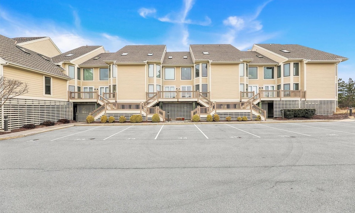 Fenwick Island House | Oceanfront 4BR + Den Townhome with Stunning Views – North Fenwick Island