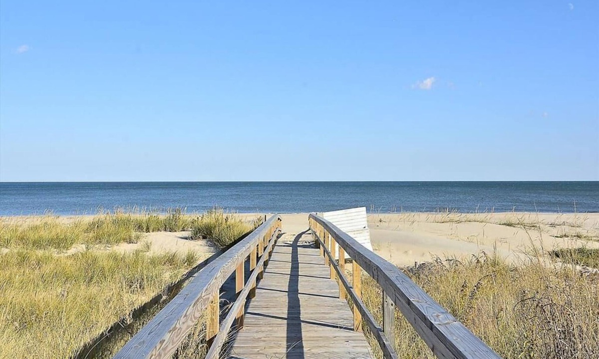 Bethany Beach House | Oceanfront Stay in North Bethany Beach w/Elevator