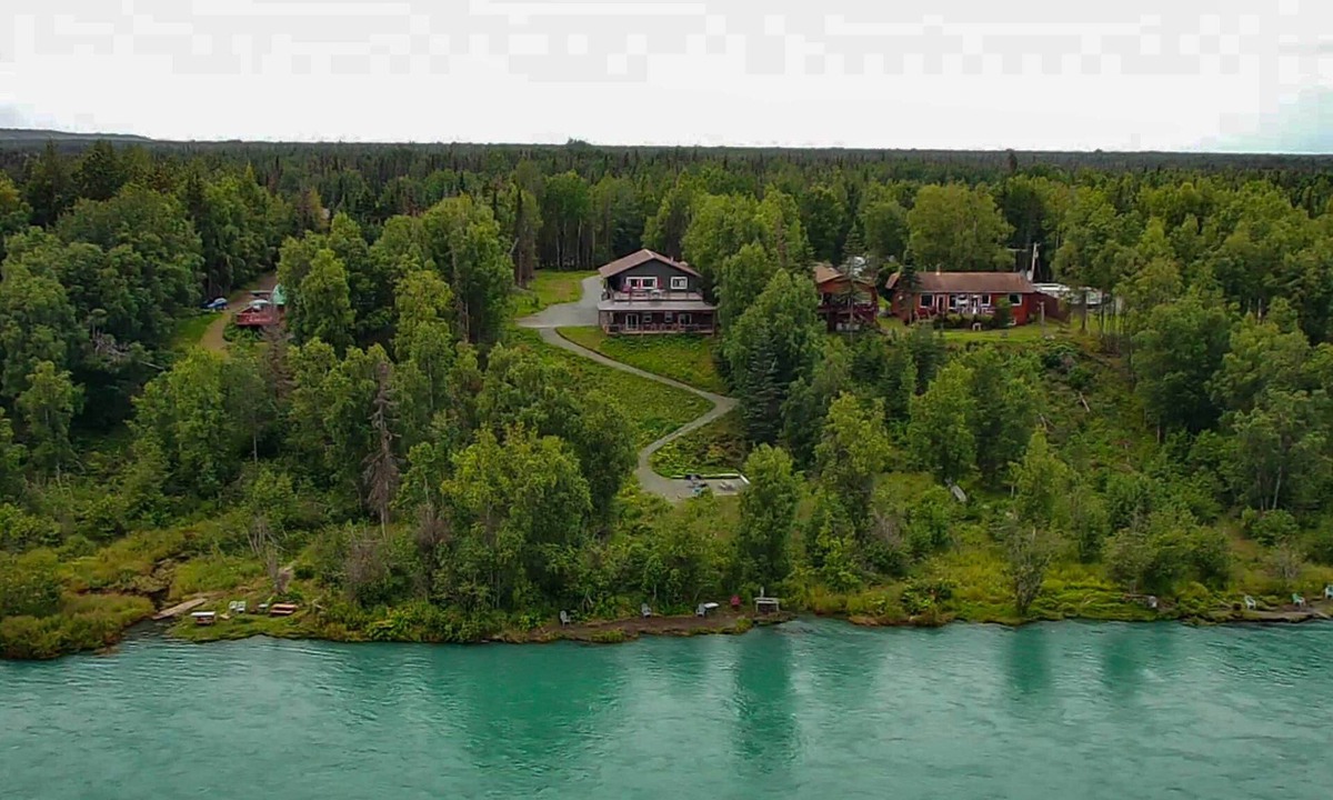 Kalifornsky Apartment | On-Site Kenai River Fishing: Soldotna Apartment!