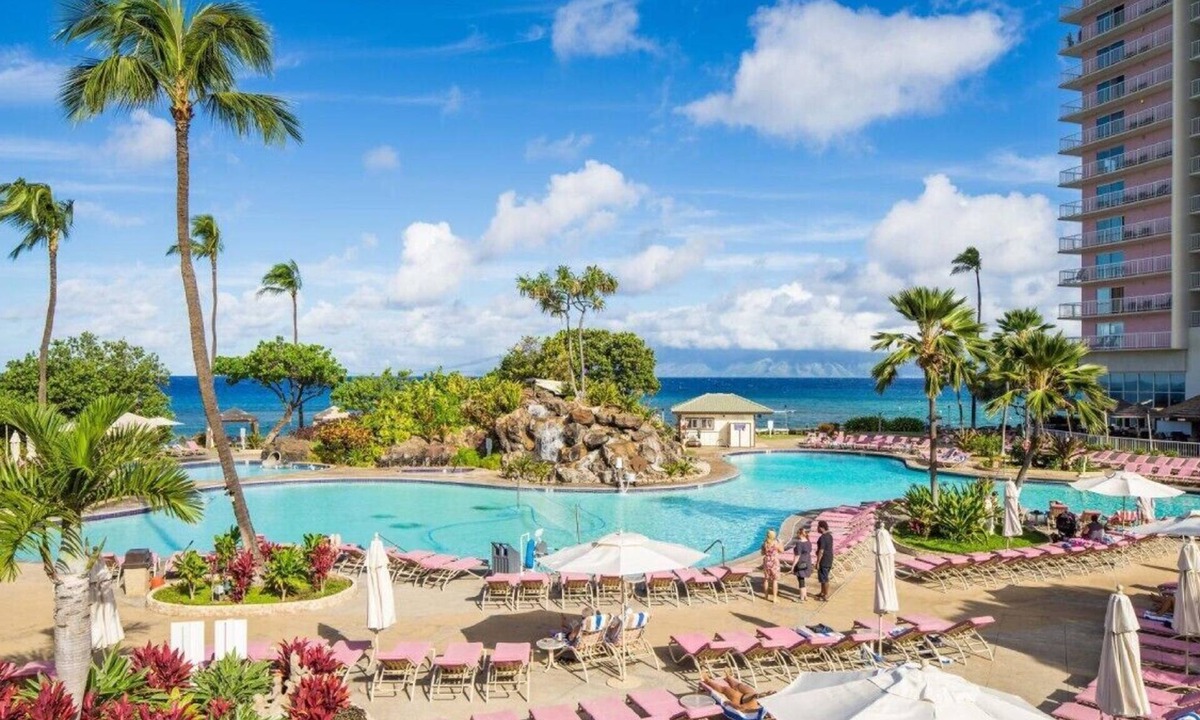 Honokowai Condo | One Bedroom Scenic View-Located on the Beach-Hawaii's Ka'anapali Beach Club