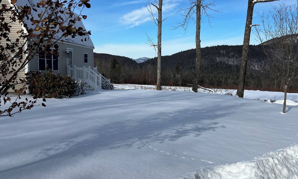 Center Ossipee House | Panoramic Mountain Views