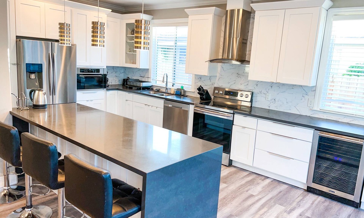 Santa Clara House | Peaceful 3bed3bath 2300sqft Home Centrally Located in Heart of Silicon Valley
