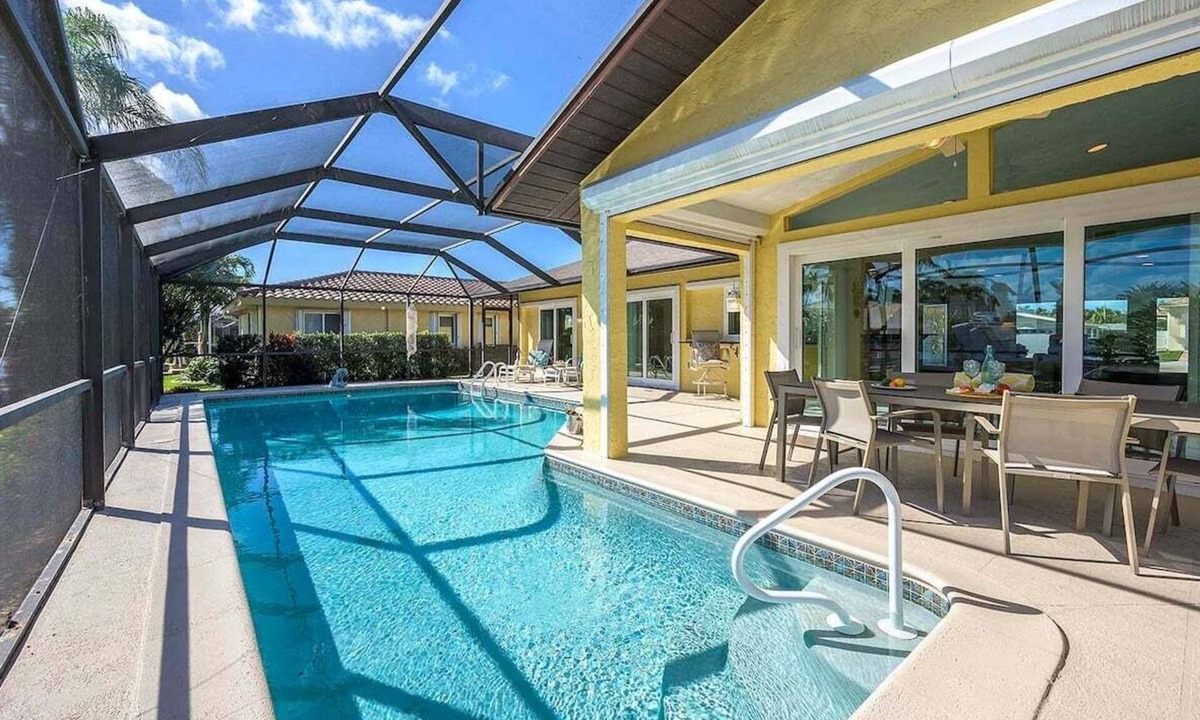 Yacht Club House | Pelican - Yacht Club Area Vacation Home with Direc