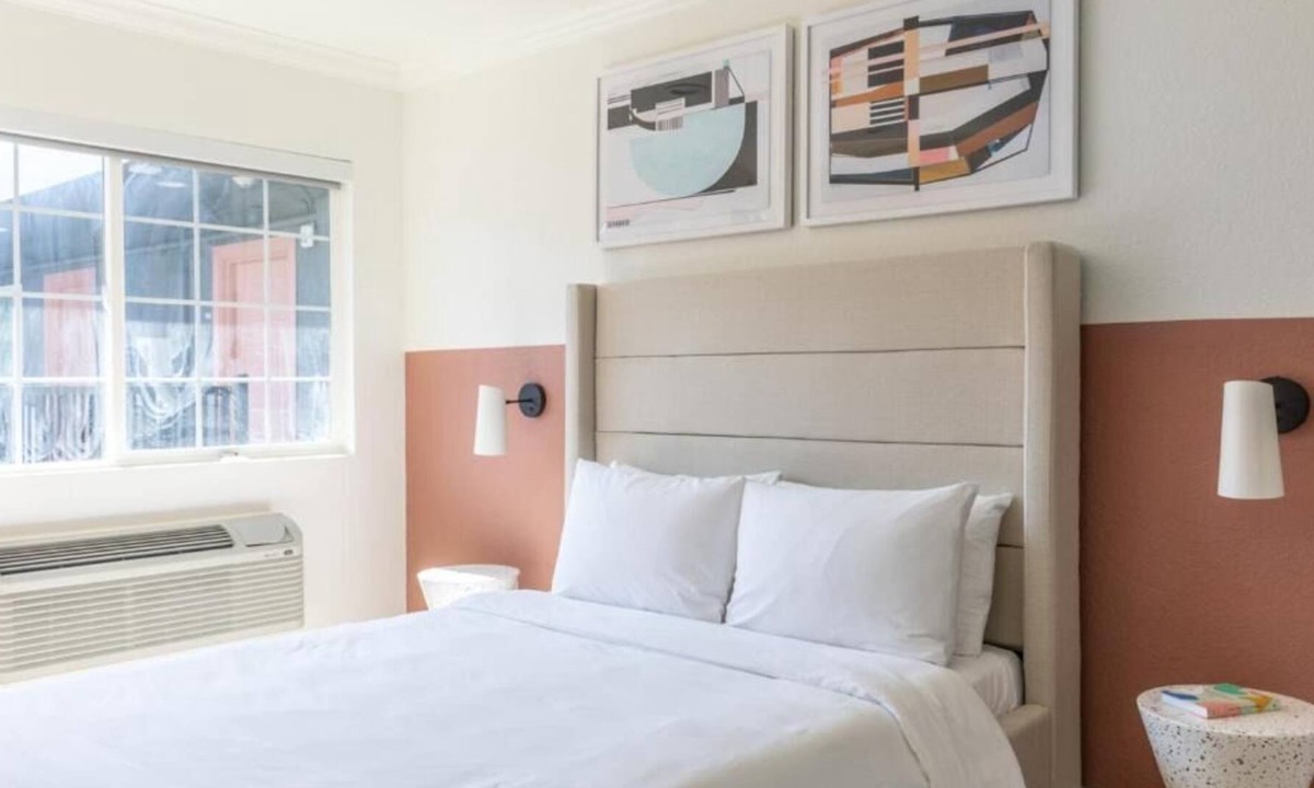 Piedmont Avenue House | Perfect Family Vacation Starts Here! Close to the Oakland Museum of California!