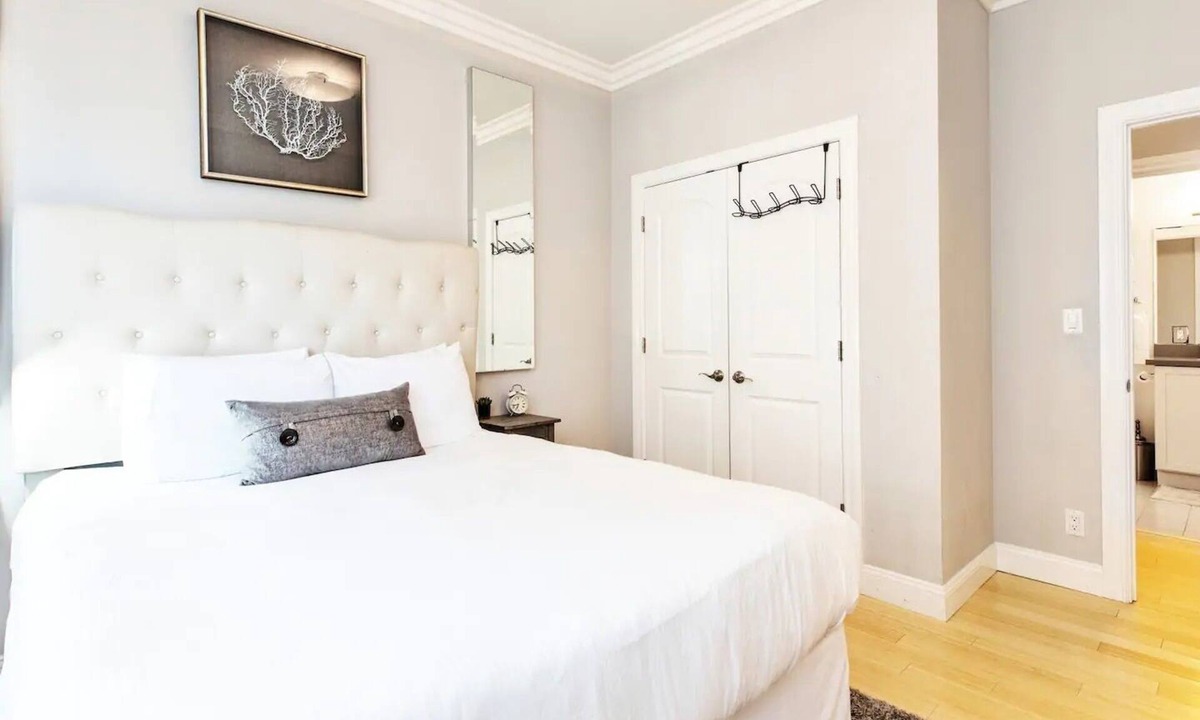 Nob Hill Condo | Plush Three Bedroom Private Getaway in the Heart of Nob Hill!