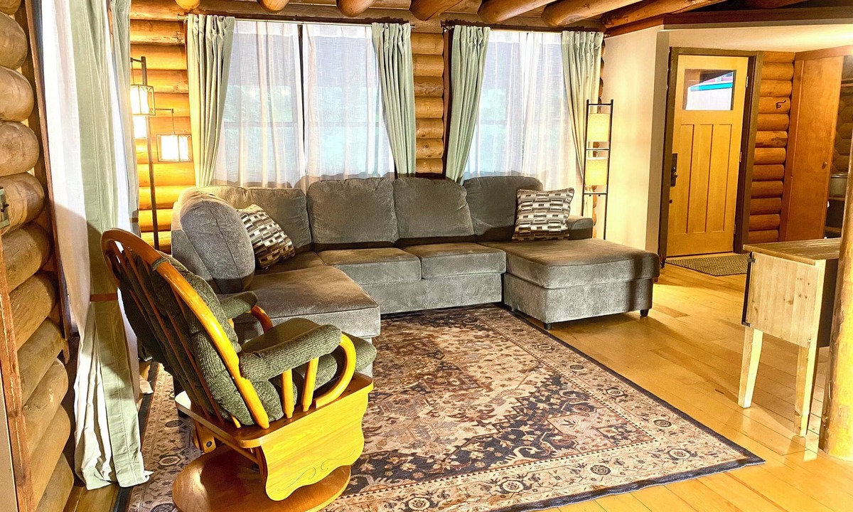 Ketchikan House | Pond Reef Retreat